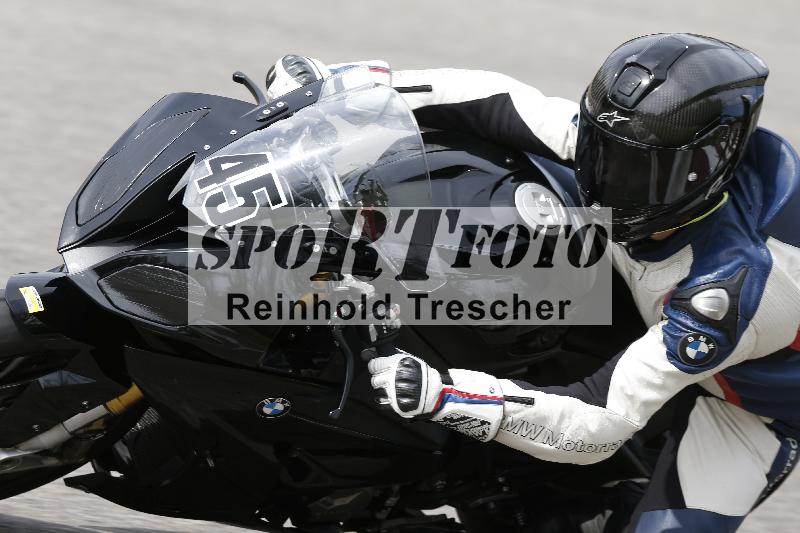 /10 20.04.2026  Pluess Moto Sport ADR/Einsteiger/45